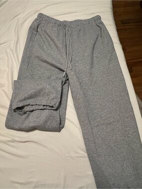 Men's Grey Fleece Joggers with Drawstring Waist